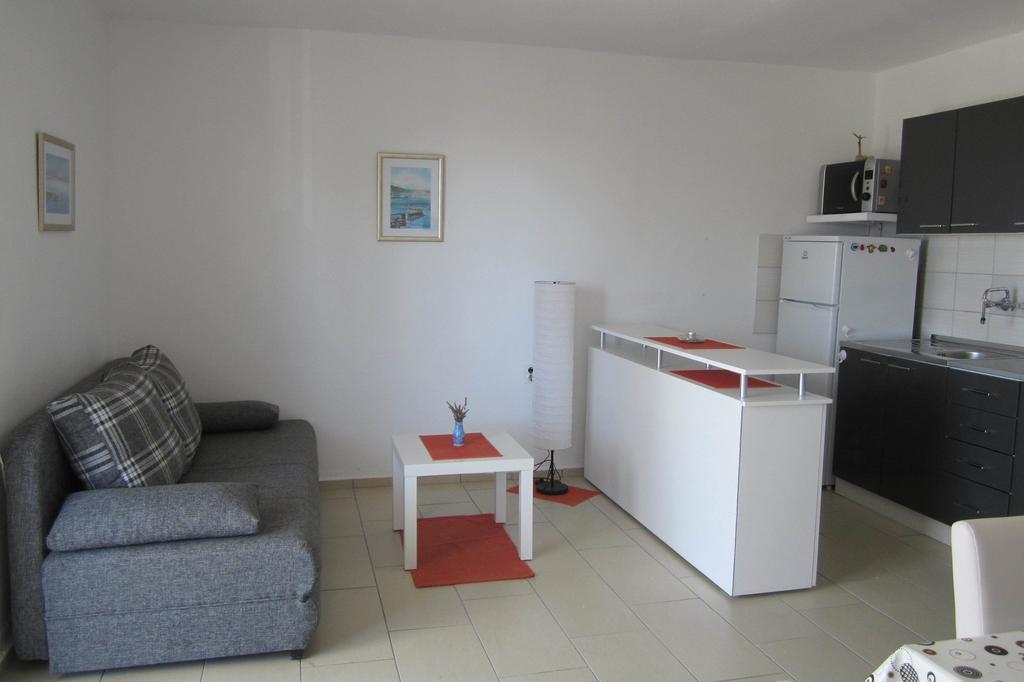Holiday Home Mirta Pakostane Room photo